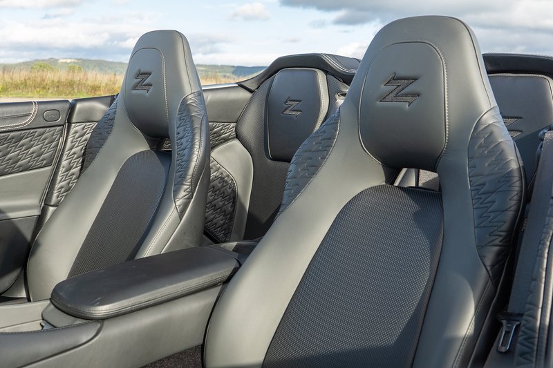 Aston Martin Vanquish V12 Zagato Volante - U1723