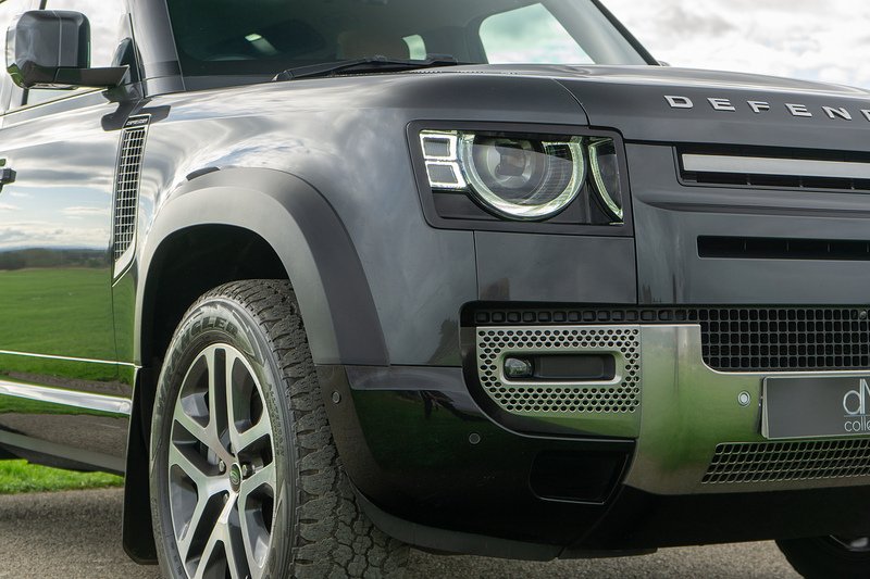 Land Rover Defender 110 D300 MHEV HSE - U1726