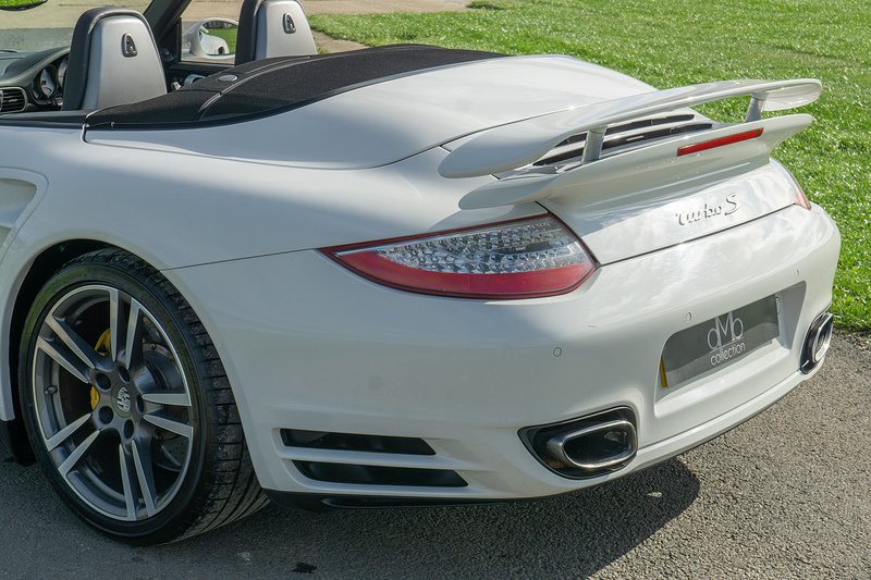 Porsche 911 997 Turbo S - U1728