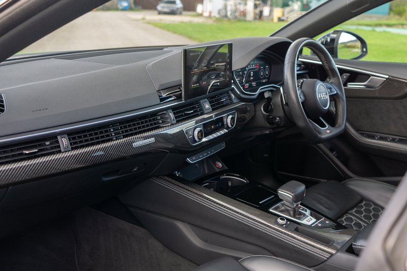 Audi RS5 TFSI V6 - U1729