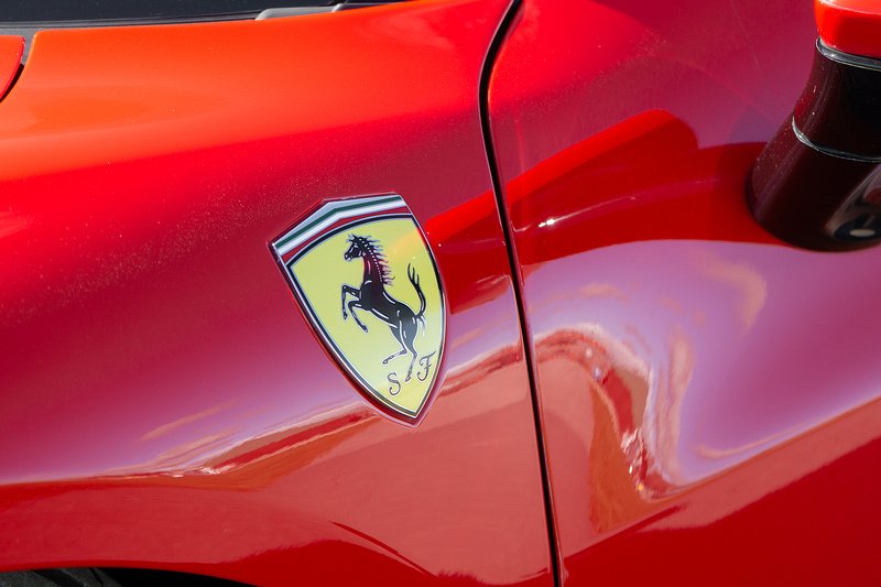 Ferrari 296 GTB T V6 - U1730