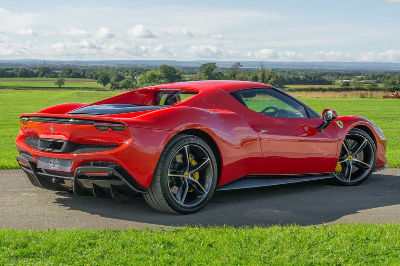 Ferrari 296 GTB T V6 - U1730