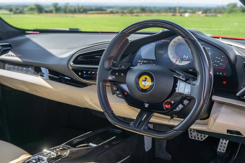 Ferrari 296 GTB T V6 - U1730