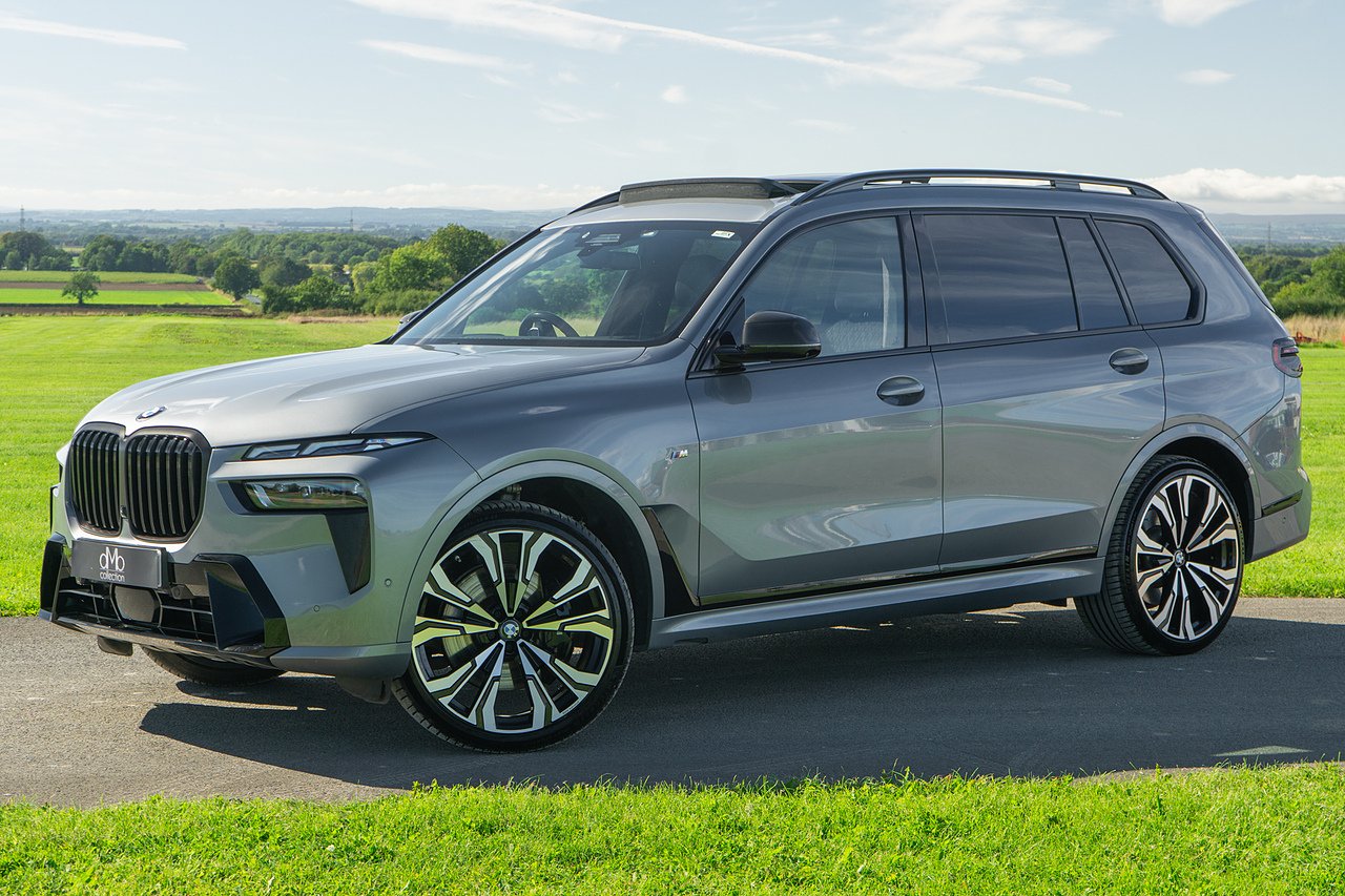 2024 BMW X7