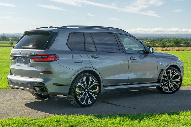 BMW X7 40d MHT M Sport - U1732