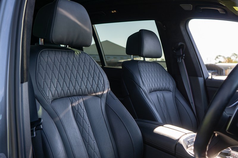 BMW X7 40d MHT M Sport - U1732