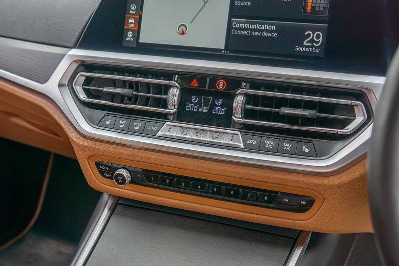 BMW 3 Series M340i MHT - U1735