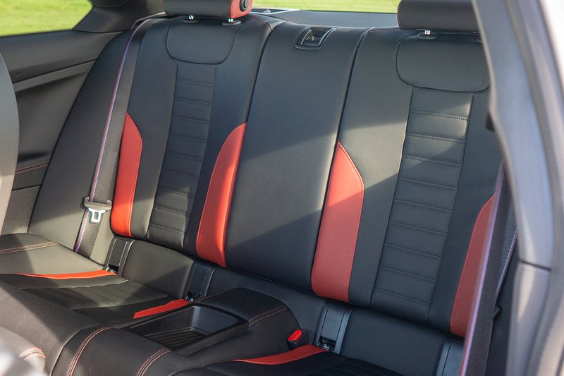 BMW M2 BiTurbo - U1736