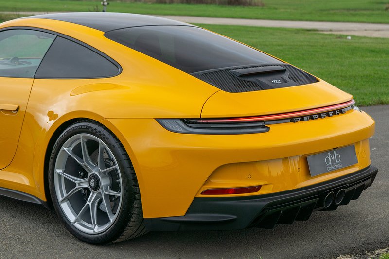 Porsche 911 992 GT3 Touring - U1737