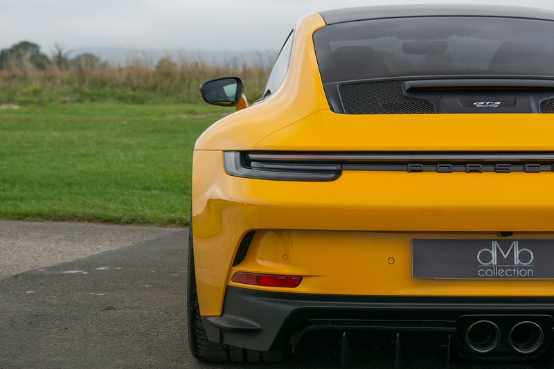 Porsche 911 992 GT3 Touring - U1737