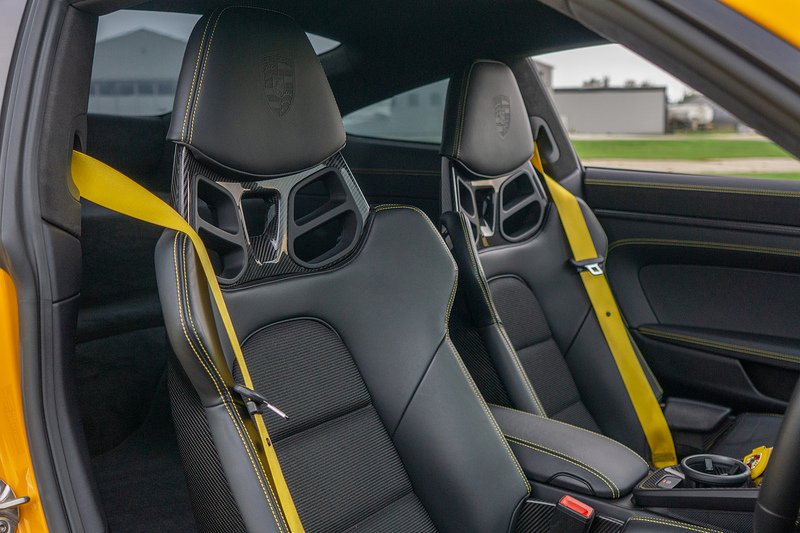 Porsche 911 992 GT3 Touring - U1737