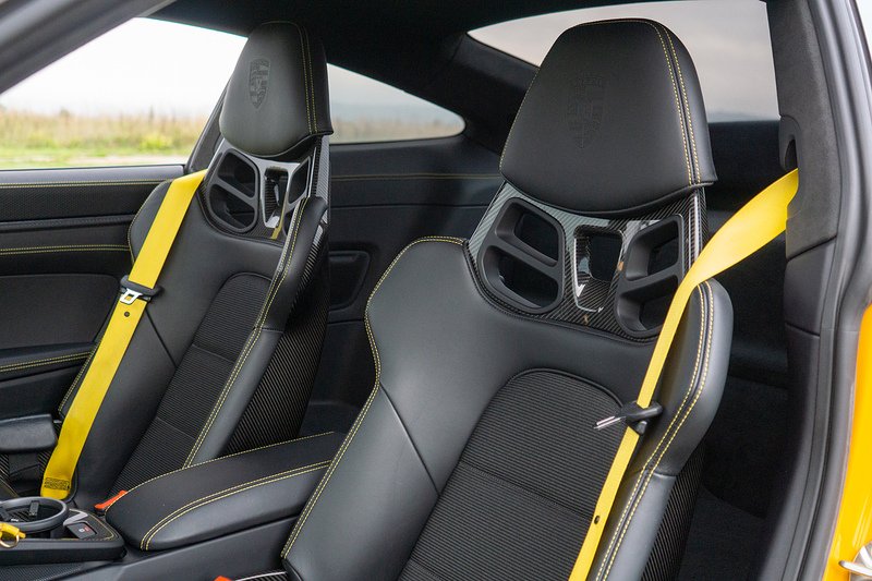 Porsche 911 992 GT3 Touring - U1737