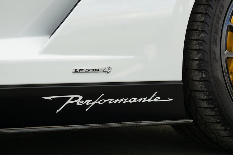 Lamborghini Gallardo Lp 570-4 Spyder Performante - U1739