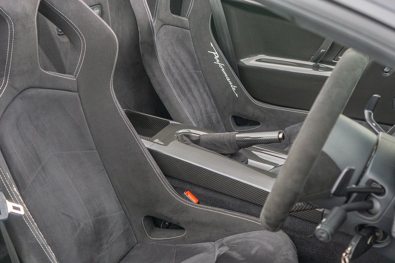 Lamborghini Gallardo Lp 570-4 Spyder Performante - U1739