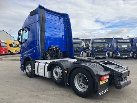 One Used Volvo FH 460bhp 6x2 Globetrotter XL tractor unit 12.8 2dr Tractor Unit I-Shift Diesel