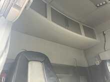 Volvo FH 460bhp 6x2 Globetrotter XL