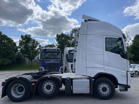 One Used Volvo FH 460Bhp 6x2 Globetrotter XL Tractor Unit