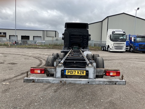 One Used Volvo FE 250bhp 6x2 rigid 0.0 2dr Curtain Side I-Shift Diesel