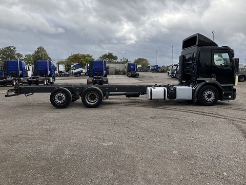 One Used Volvo FE 250bhp 6x2 rigid 0.0 2dr Curtain Side I-Shift Diesel