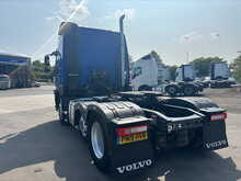 Volvo FM 450bhp 6x2 tractor