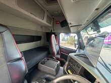 Volvo FM 450bhp 6x2 Globetrotter