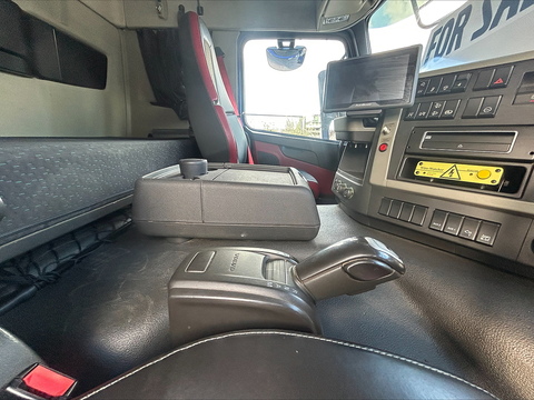 One Used Volvo FM 450bhp 6x2 Globetrotter Tractor Unit 11 2dr Tractor Unit I-Shift Diesel