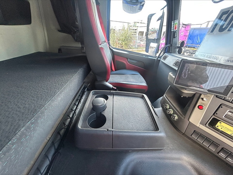 One Used Volvo FM 450bhp 6x2 Globetrotter Tractor Unit 11 2dr Tractor Unit I-Shift Diesel