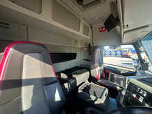 Volvo FM 450bhp 6x2 Globetrotter