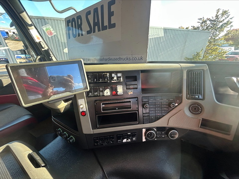 One Used Volvo FM 450bhp 6x2 Globetrotter Tractor Unit 11 2dr Tractor Unit I-Shift Diesel