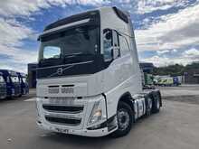 Volvo FH 460bhp 6x2 Globetrotter XL
