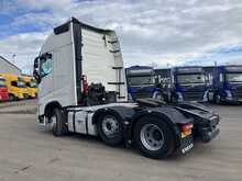 Volvo FH 460bhp 6x2 Globetrotter XL