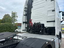 Volvo FH 460bhp 6x2 Globetrotter XL