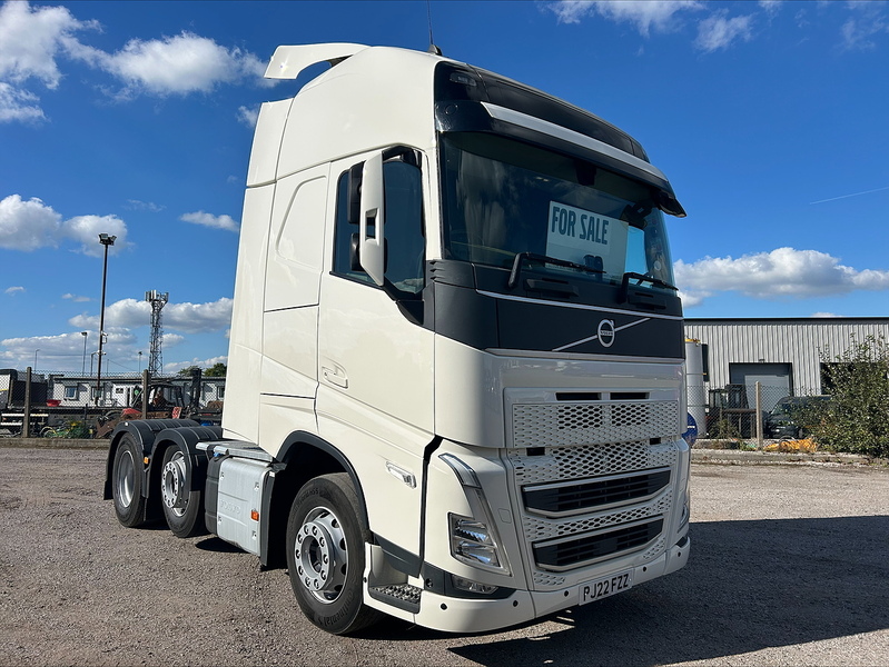 Volvo One Used Volvo FH 460bhp 6x2 Globetrotter XL Tractor Unit