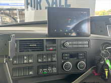 Volvo FH 460bhp 6x2 Globetrotter XL