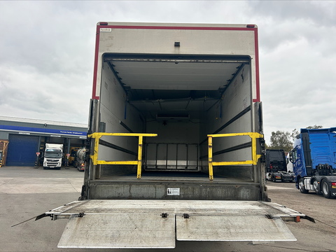 Volvo FL 4x2 250Bhp Fridge Box Van