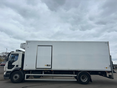 Volvo FL 4x2 250Bhp Fridge Box Van