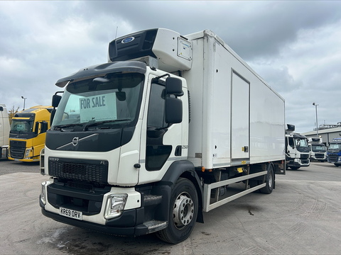 Volvo FL 4x2 250Bhp Fridge Box Van