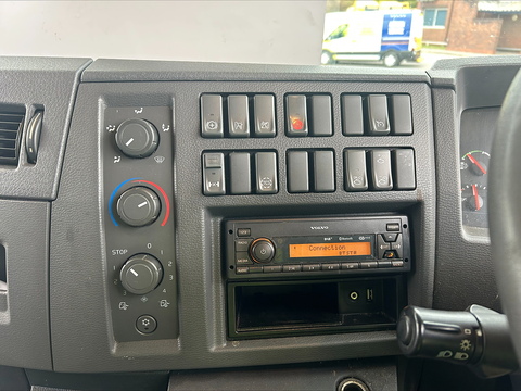 Volvo FL 4x2 250Bhp Fridge Box Van