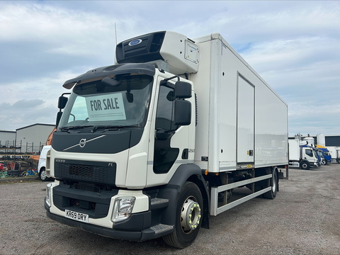 Volvo FL 4x2 250Bhp Fridge Box Van