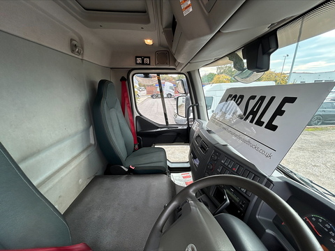 Volvo FL 4x2 250Bhp Fridge Box Van