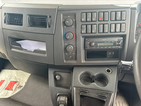 Volvo FL 4x2 250Bhp Fridge Box Van