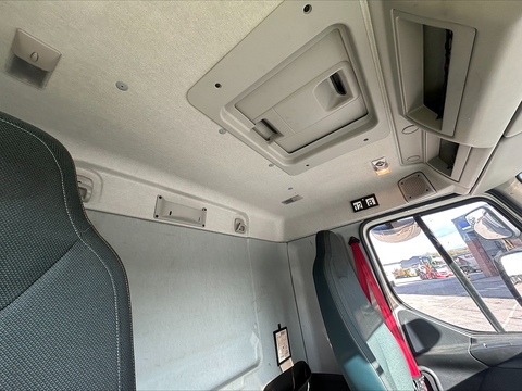 Volvo FE 6x2 320Bhp Fridge Box Van