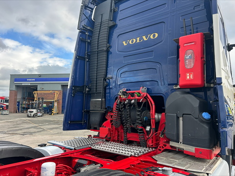 One Used Volvo FH 460bhp 6x2 Globetrotter tractor unit 12.8 2dr Tractor Unit I-Shift Diesel