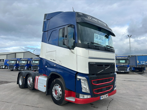 One Used Volvo FH 460bhp 6x2 Globetrotter tractor unit 12.8 2dr Tractor Unit I-Shift Diesel
