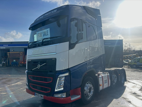 One Used Volvo FH 460bhp 6x2 Globetrotter tractor unit 12.8 2dr Tractor Unit I-Shift Diesel