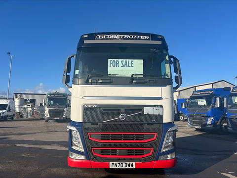 One Used Volvo FH 460bhp 6x2 Globetrotter tractor unit
 12.8 2dr Tractor Unit I-Shift Diesel