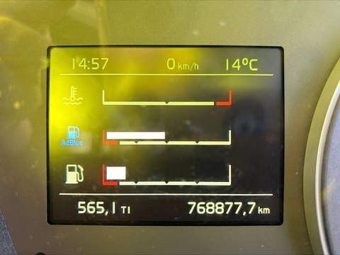 One Used Volvo FH 460bhp 6x2 Globetrotter tractor unit
 12.8 2dr Tractor Unit I-Shift Diesel