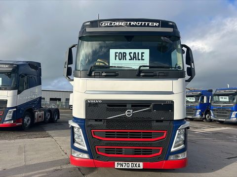 One Used Volvo FH 460bhp 6x2 Globetrotter tractor unit 12.8 2dr Tractor Unit I-Shift Diesel