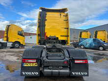 Volvo FH 460bhp 6x2 Globetrotter XL