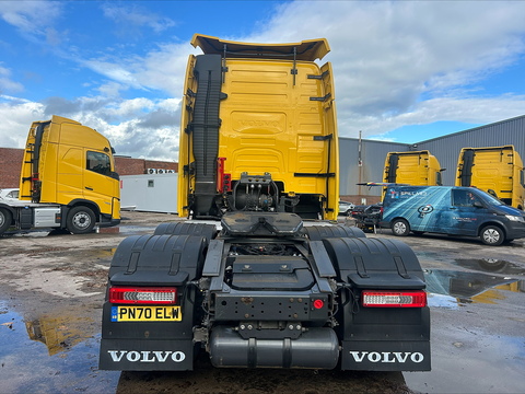 One Used Volvo FH 460bhp 6x2 Globetrotter XL tractor unit 12.8 2dr Tractor Unit I-Shift Diesel